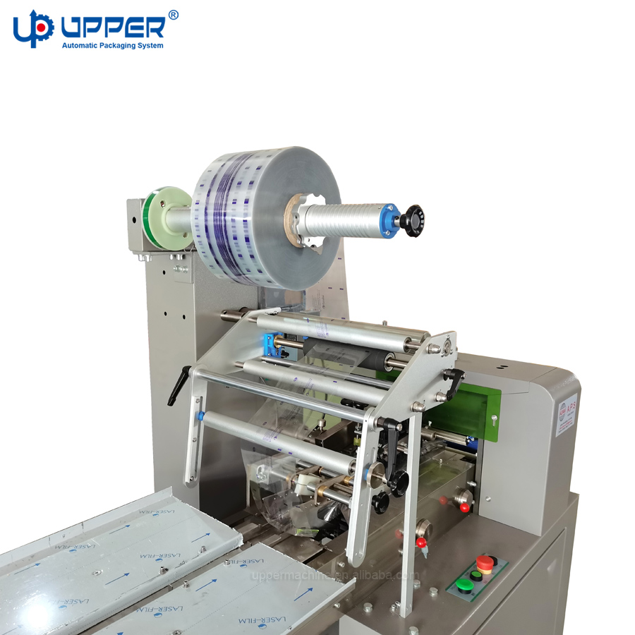 Double Biscuit Feeder Pillow Packing Machine 