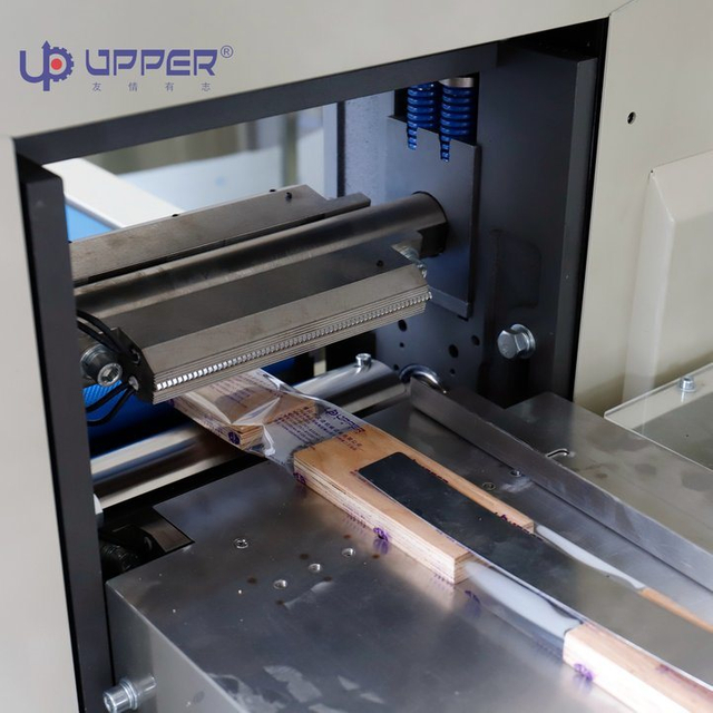 Manufacturer of Packaging Machine for Food