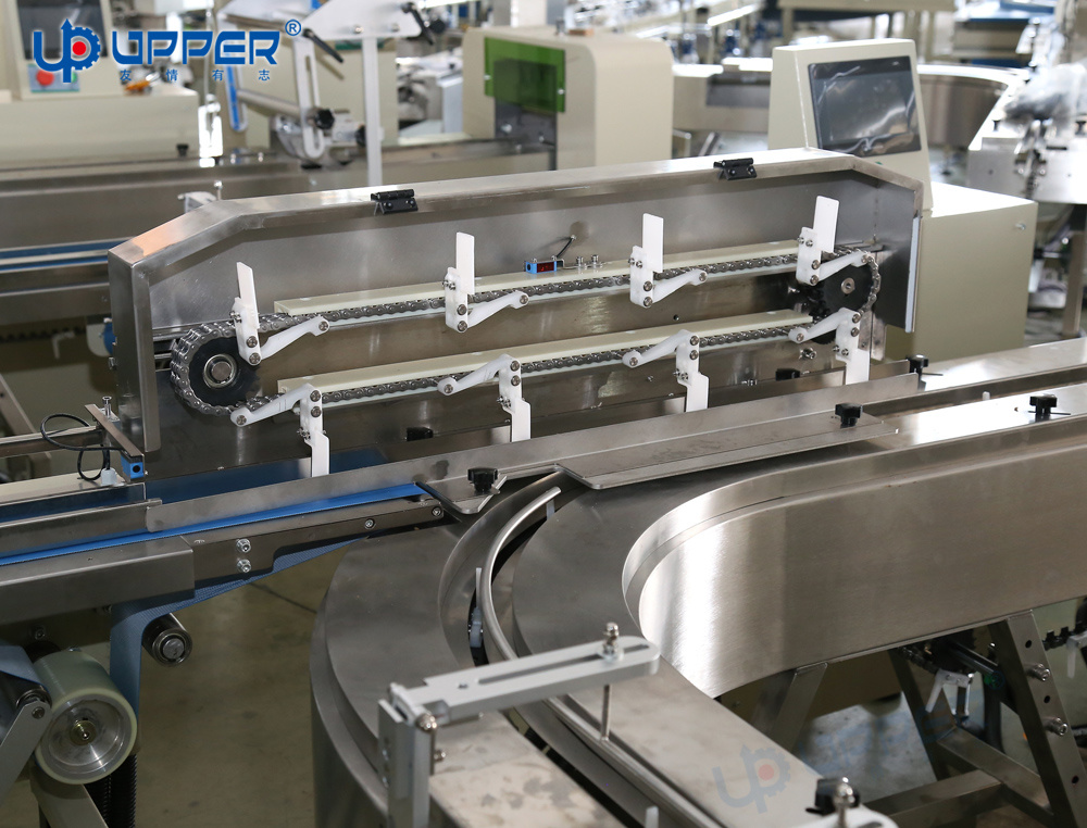 Food Biscuit Cookies Wafer Biscuit Cake Chocolate Granola Energy Bars Horizontal Flow Packaging Packing Machines High Speed Automatic Feeding Machines