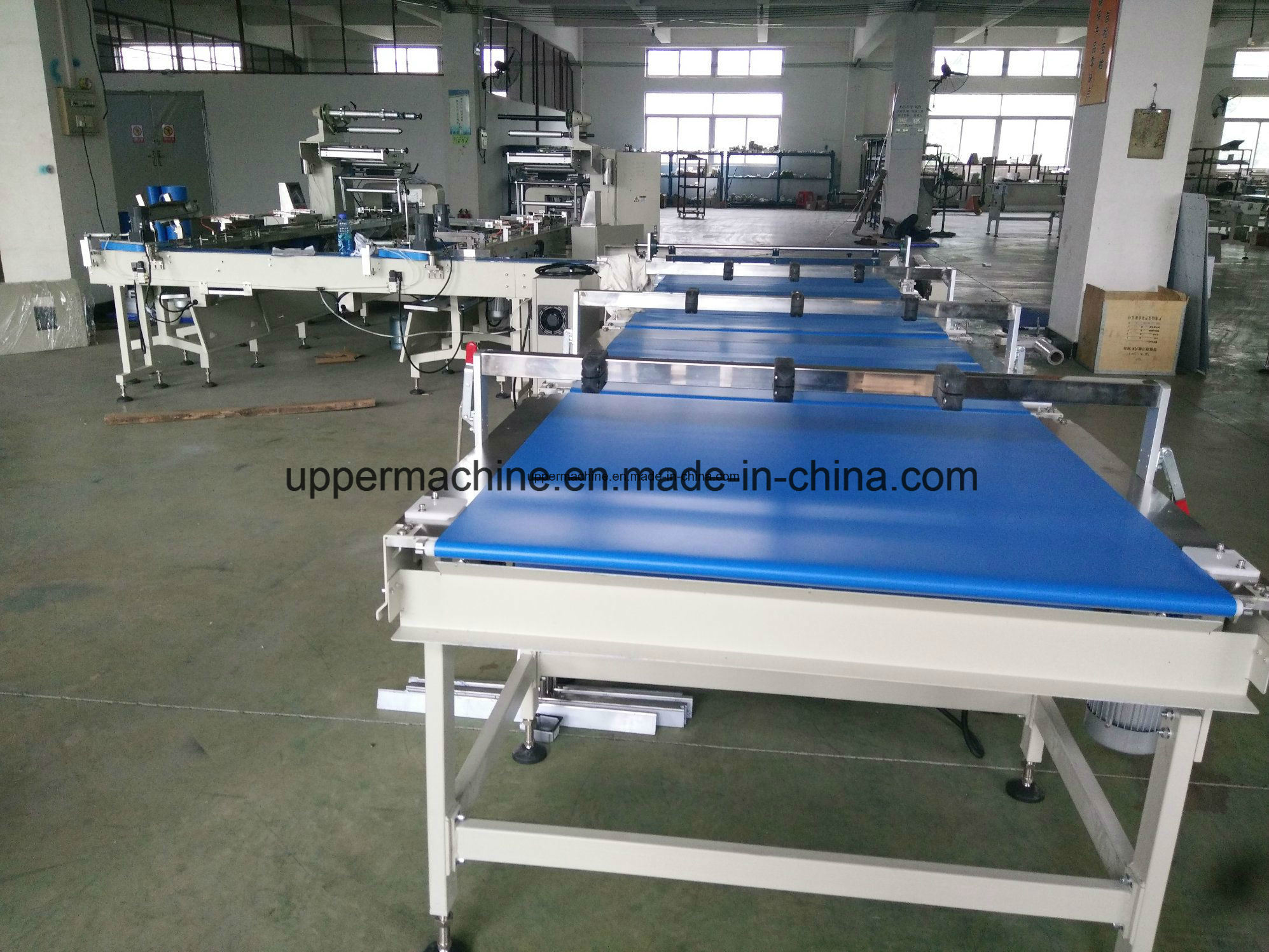 One-Line Automatic Feeding and Packaging Line for Mooncake/Bread/Biscuits