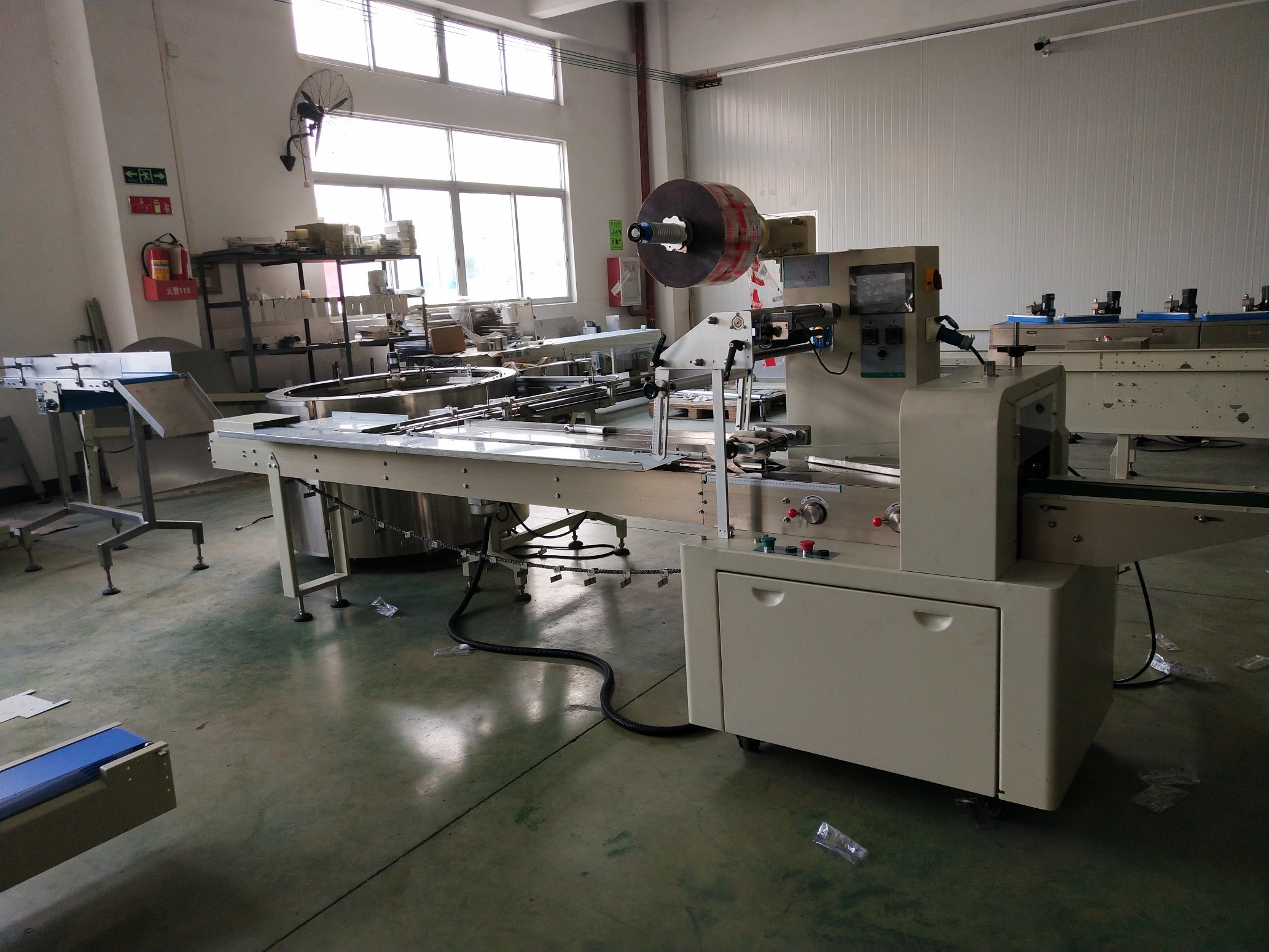 Fully Automatic Multi-Function Bread, Biscuits, Horizontal Wrappers Pillow Pack Packaging Sector