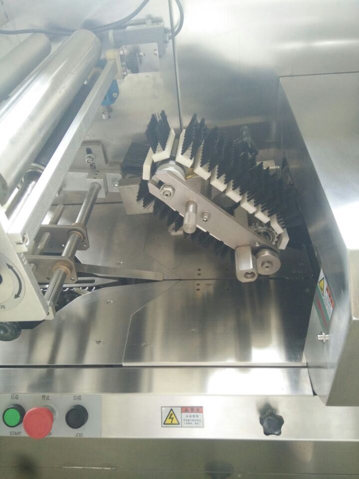 Automatic Horizontal Packaging Machine Cereal Bar Packaging Machine