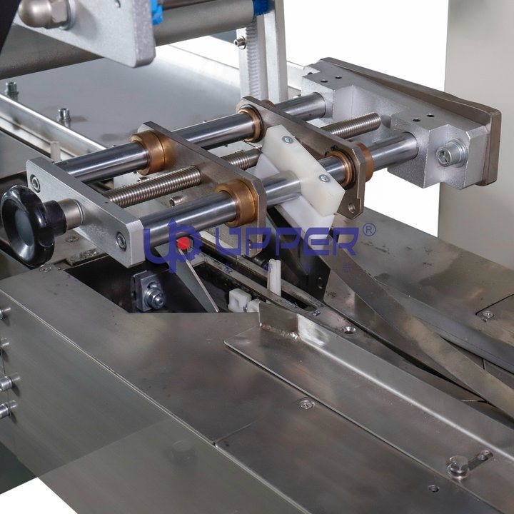 Automatic Cracker Swiss Roll Snack Food Bagging Machine