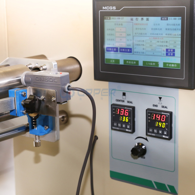 Automatic Flow Chocolate and Bread Sachet Food Horizontal Pillow Packing Machine