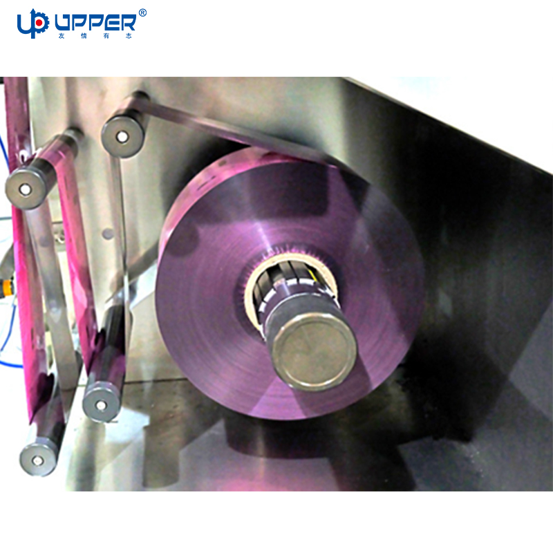 Single Side Sealing Disposable Wet Wipe Folding Cutting Machine Hot/Cold Roll Wipes for Food Paper Pouch Packaging