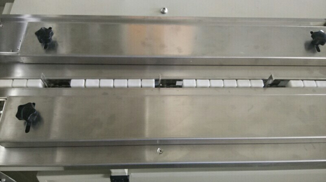 Full Automatic Feeding System with Packing Machine for Mooncake