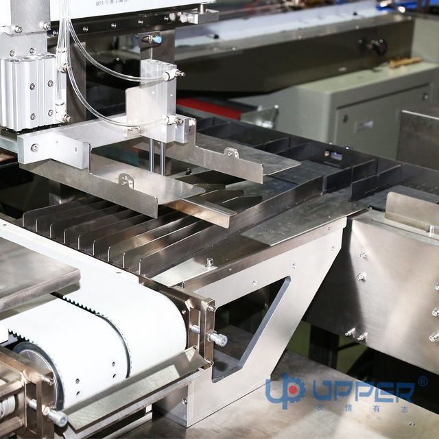 Food Frozen Fish Steak Beaf Seafood Pisa Treats Snack Energy Bar Cartoner Carton Folding Sealing Machines with Hot Melt Glue Deveices